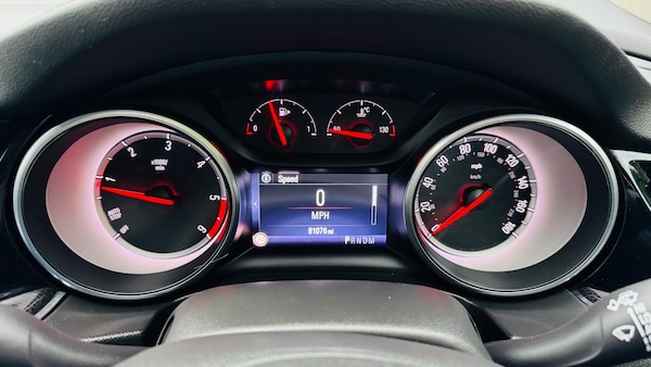 Used Vauxhall Insignia 2017 for sale - 76204669: Photo 28