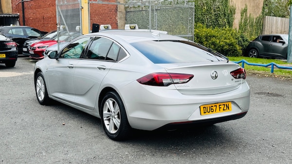 Used Vauxhall Insignia 2017 for sale - 76204669: Photo 6