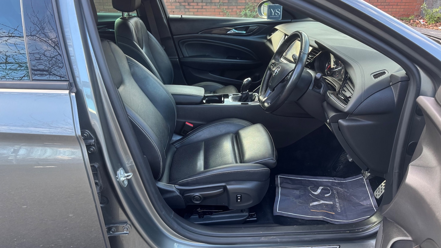 Used Vauxhall Insignia 2017 for sale - 77931755: Photo 19