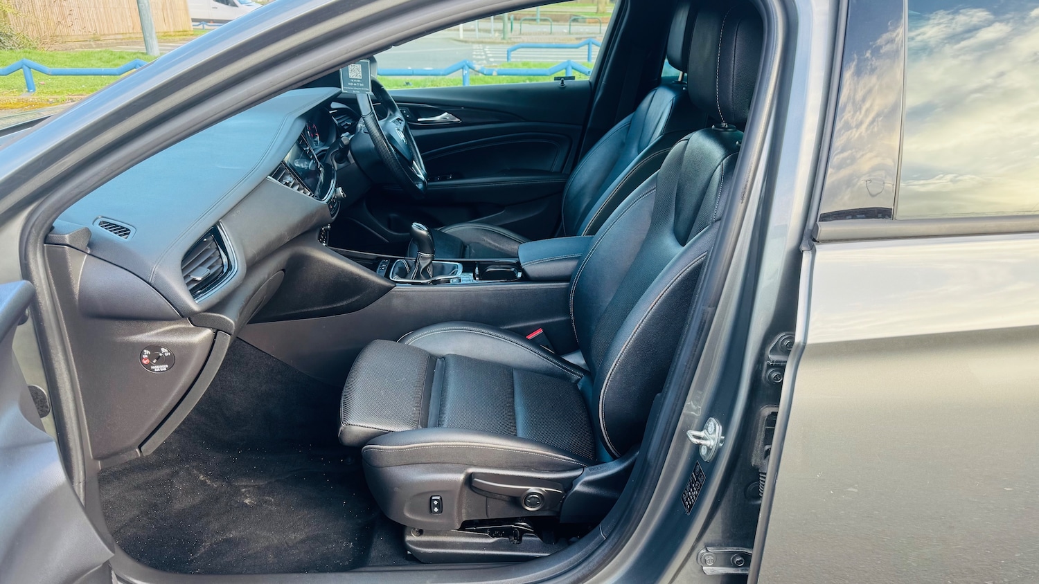 Used Vauxhall Insignia 2017 for sale - 77931755: Photo 21