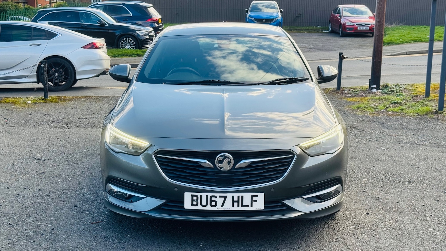 Used Vauxhall Insignia 2017 for sale - 77931755: Photo 3