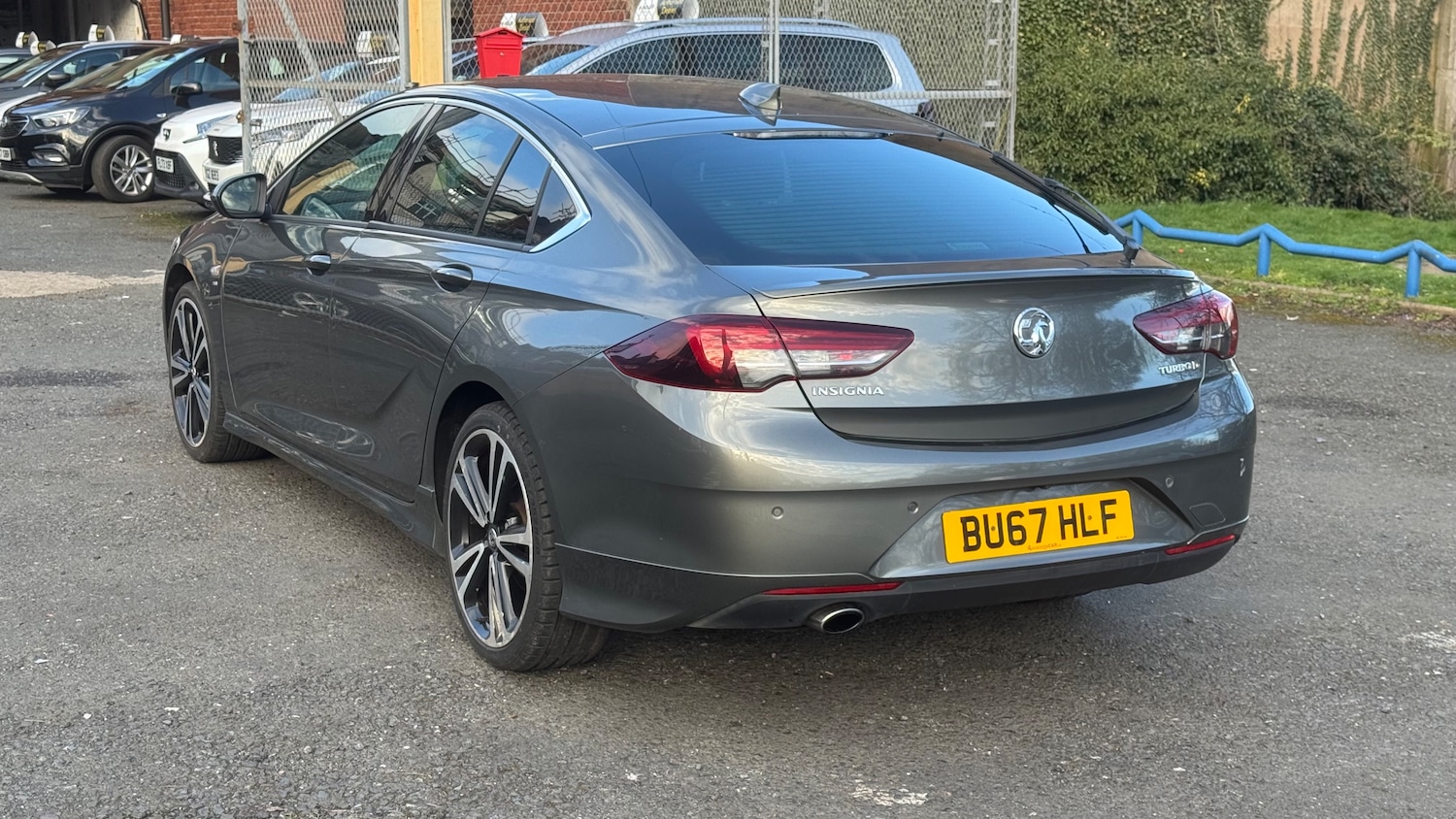 Used Vauxhall Insignia 2017 for sale - 77931755: Photo 6