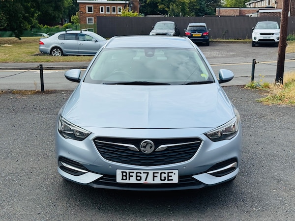 Used Vauxhall Insignia 2017 for sale - 76204682: Photo 2