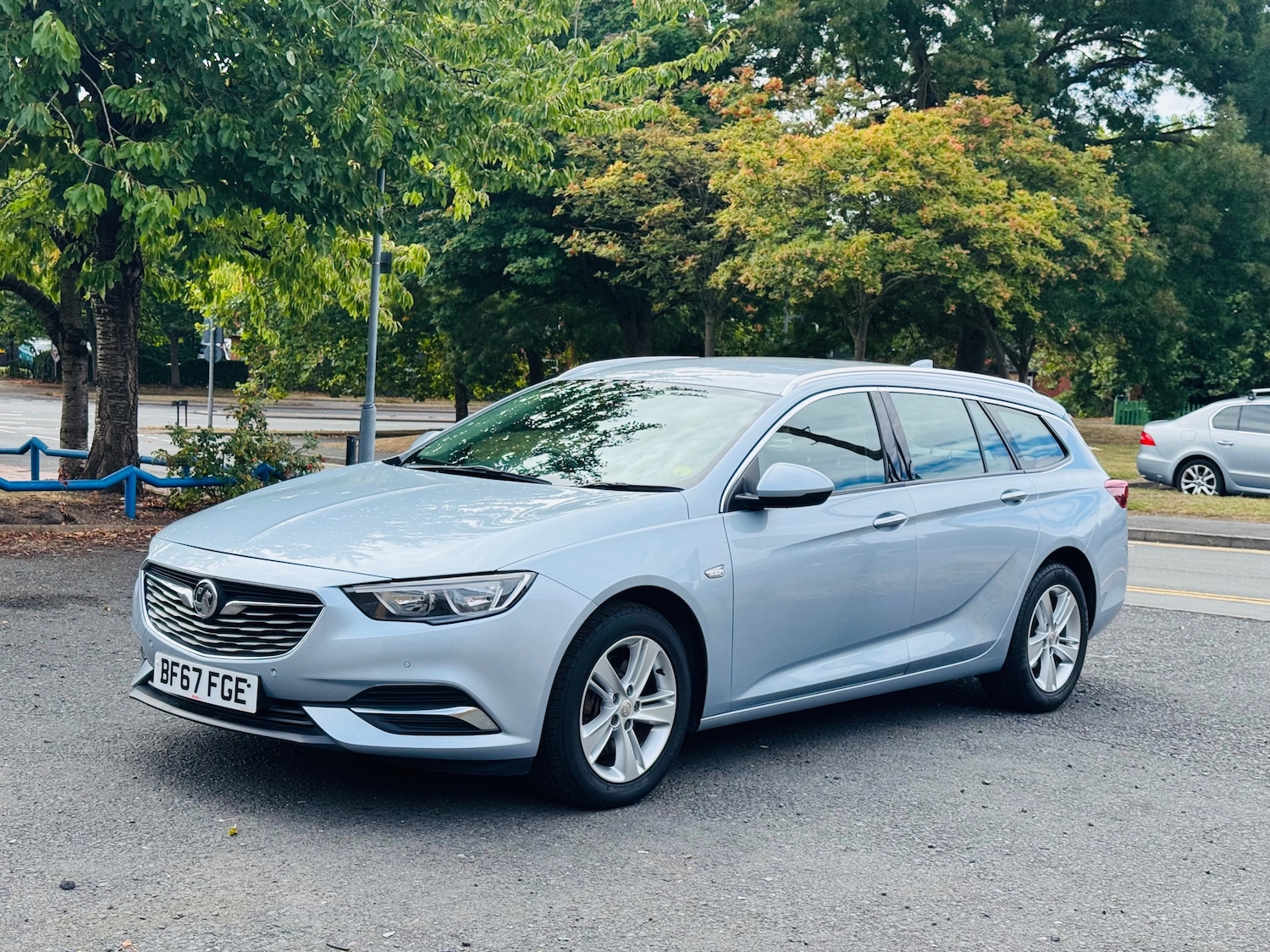 Used Vauxhall Insignia 2017 for sale - 76204682: Photo 3