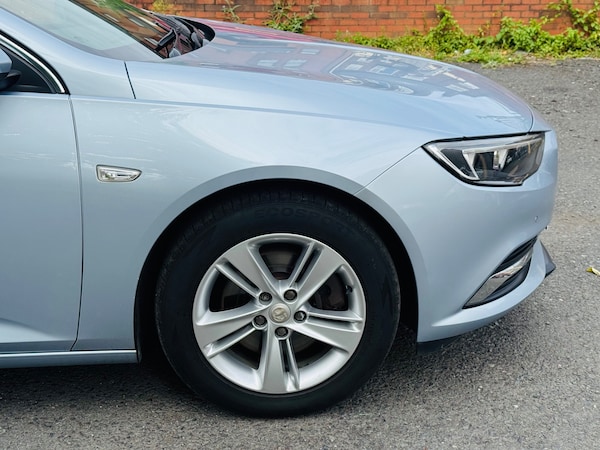 Used Vauxhall Insignia 2017 for sale - 76204682: Photo 9