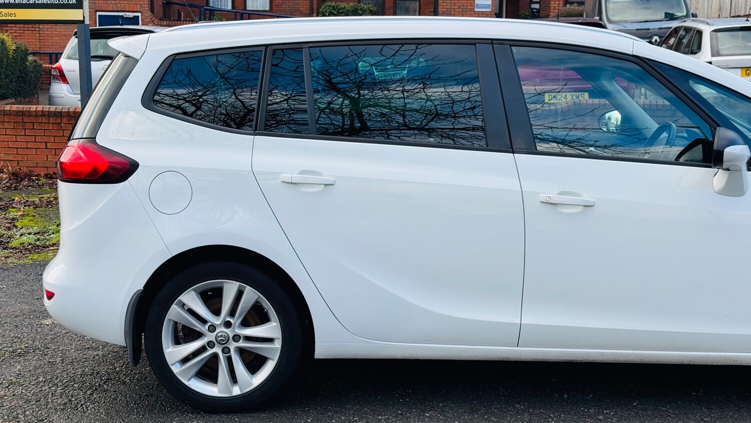 Used Vauxhall Zafira 2016 for sale - 77053551: Photo 12