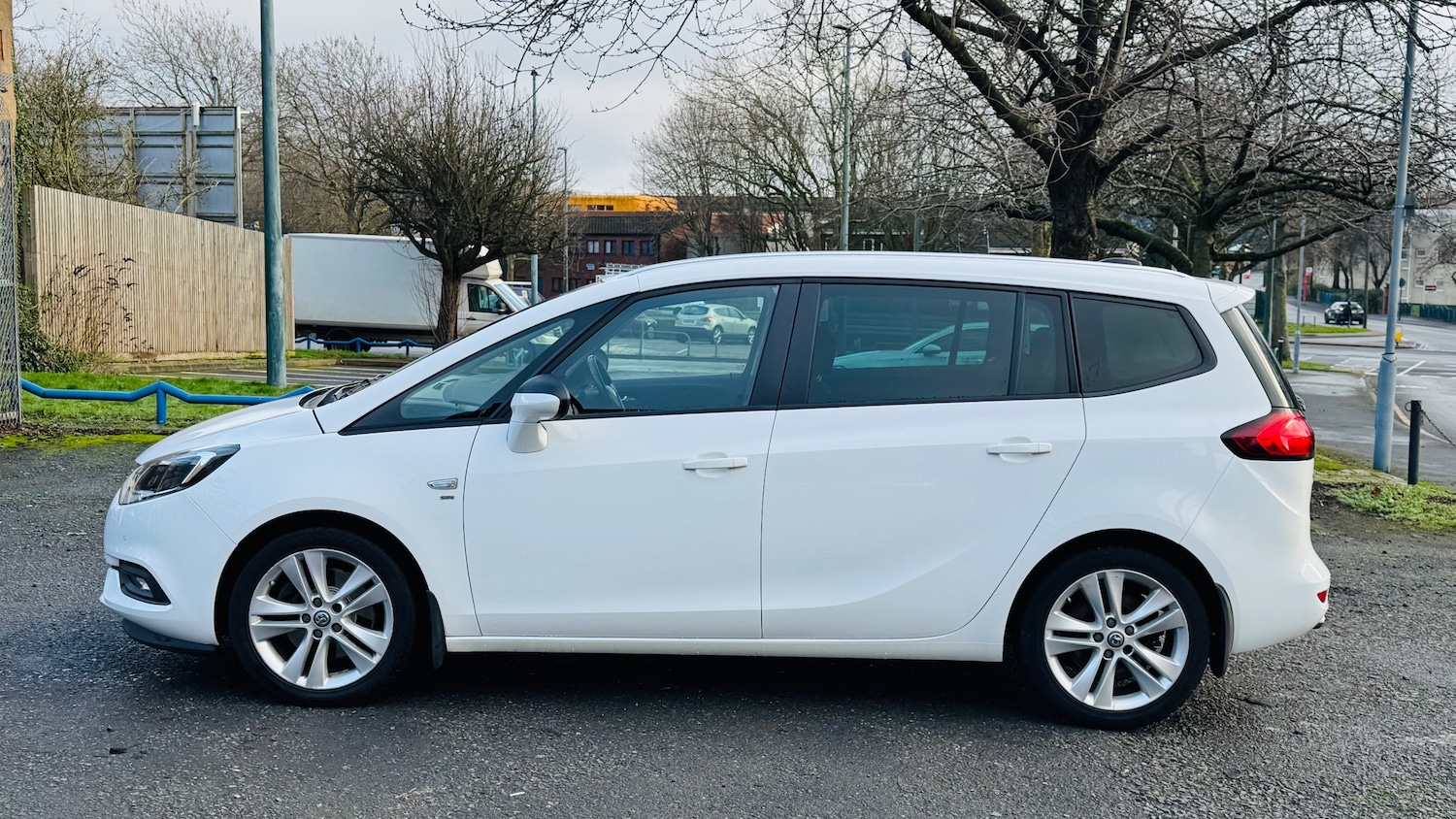 Used Vauxhall Zafira 2016 for sale - 77053551: Photo 6