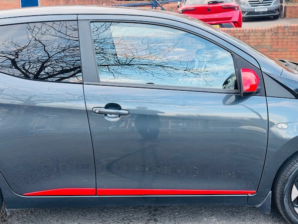 Used Toyota AYGO 2019 for sale - 76204701: Photo 11