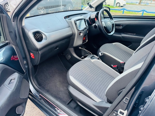 Used Toyota AYGO 2019 for sale - 76204701: Photo 29