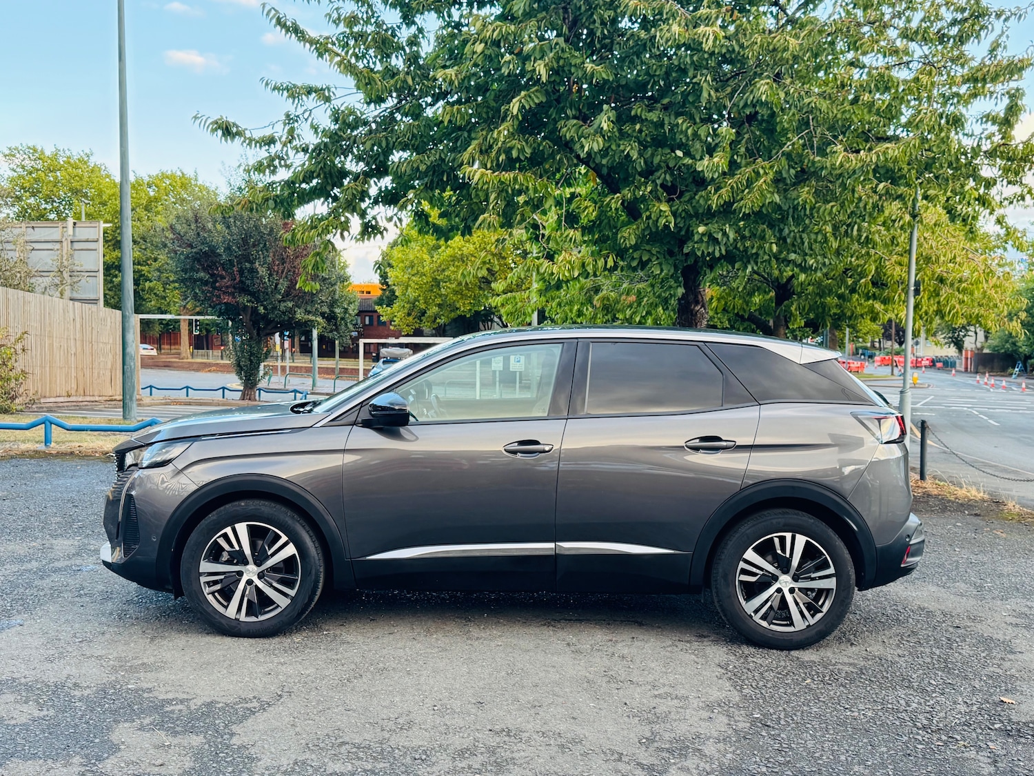 Used Peugeot 3008 2022 for sale - 76919096: Photo 5