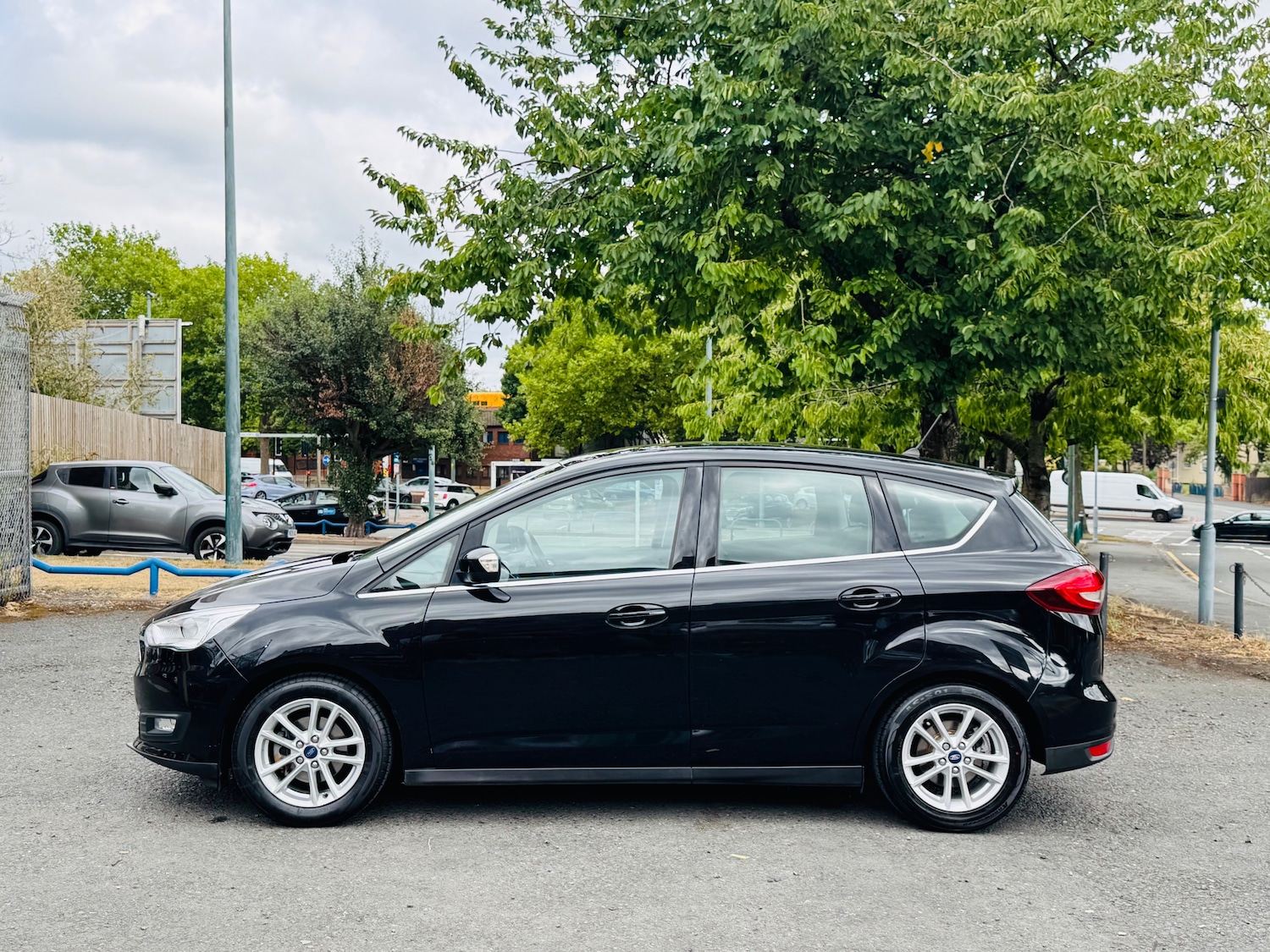 Used Ford C-Max 2019 for sale - 76204699: Photo 4
