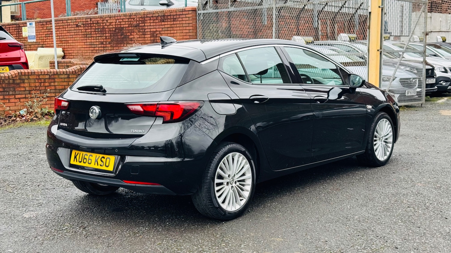 Used Vauxhall Astra for sale - 77501917: Photo 9