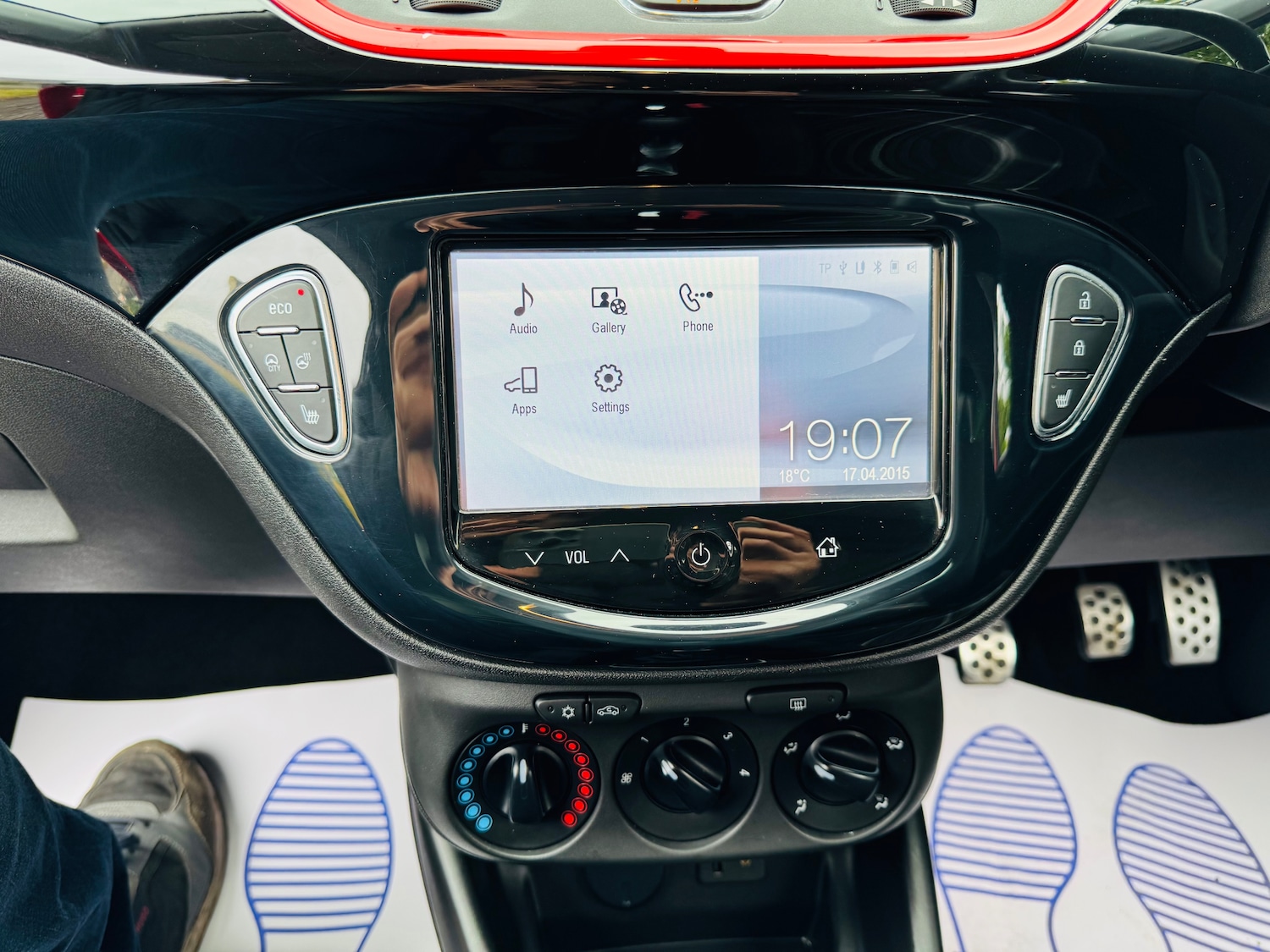 Used Vauxhall Corsa 2015 for sale - 76204686: Photo 22