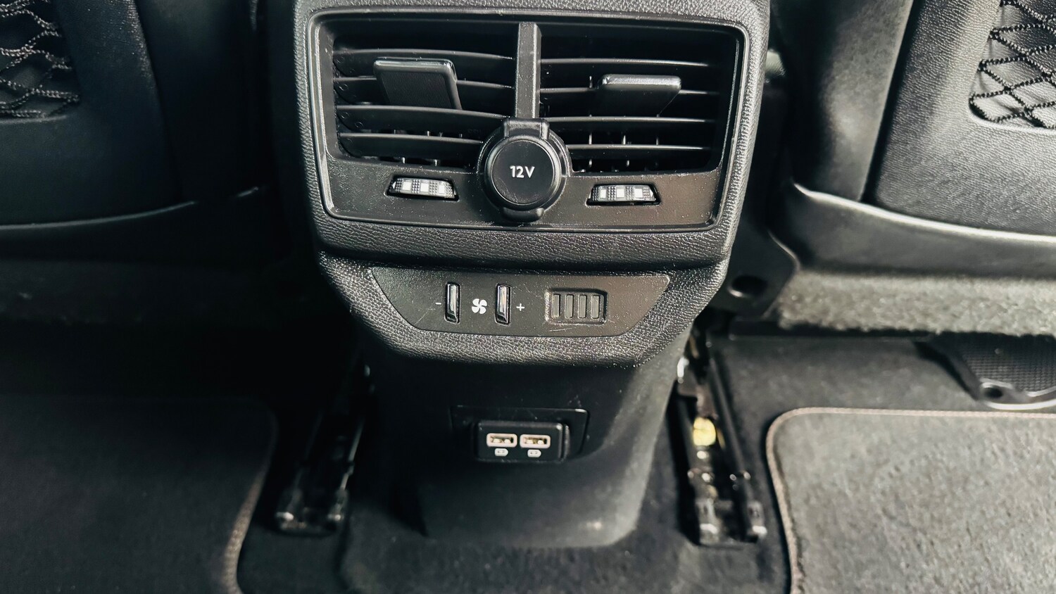 Used Peugeot 5008 2023 for sale - 77506083: Photo 31