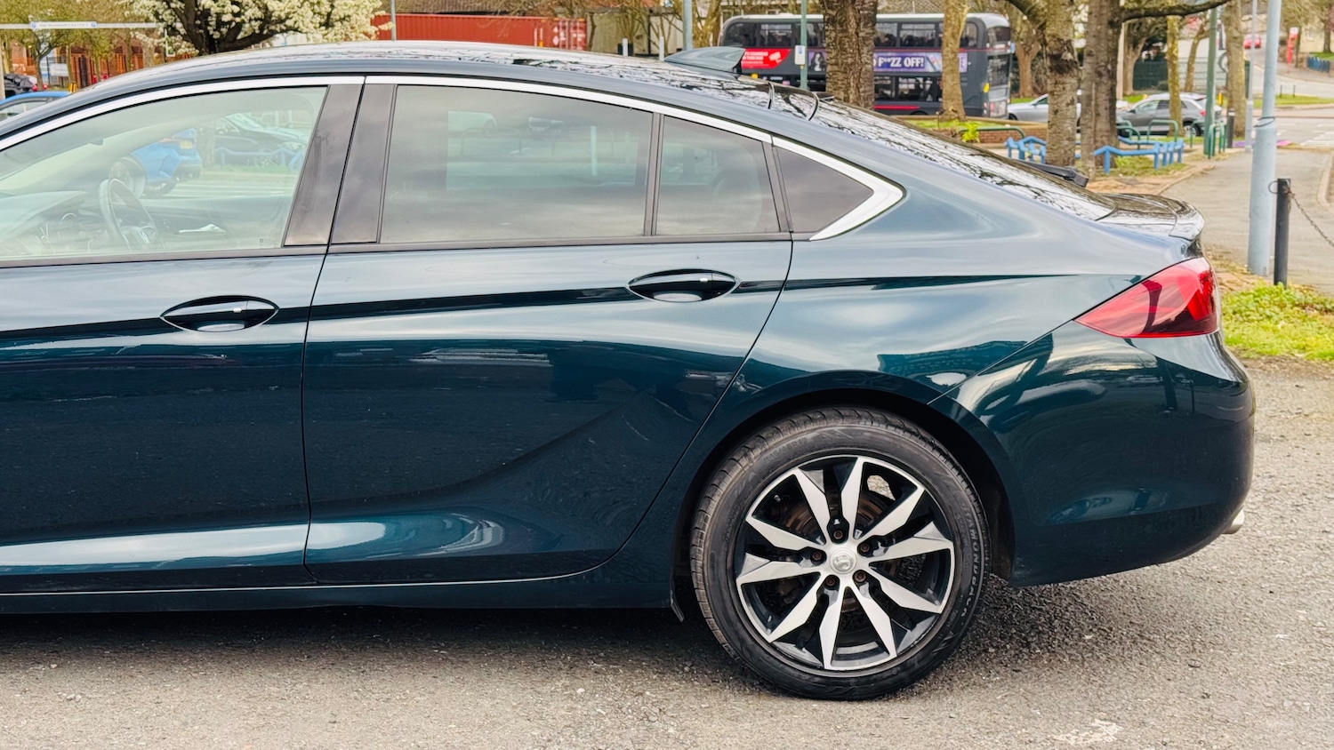 Used Vauxhall Insignia 2017 for sale - 78039467: Photo 10