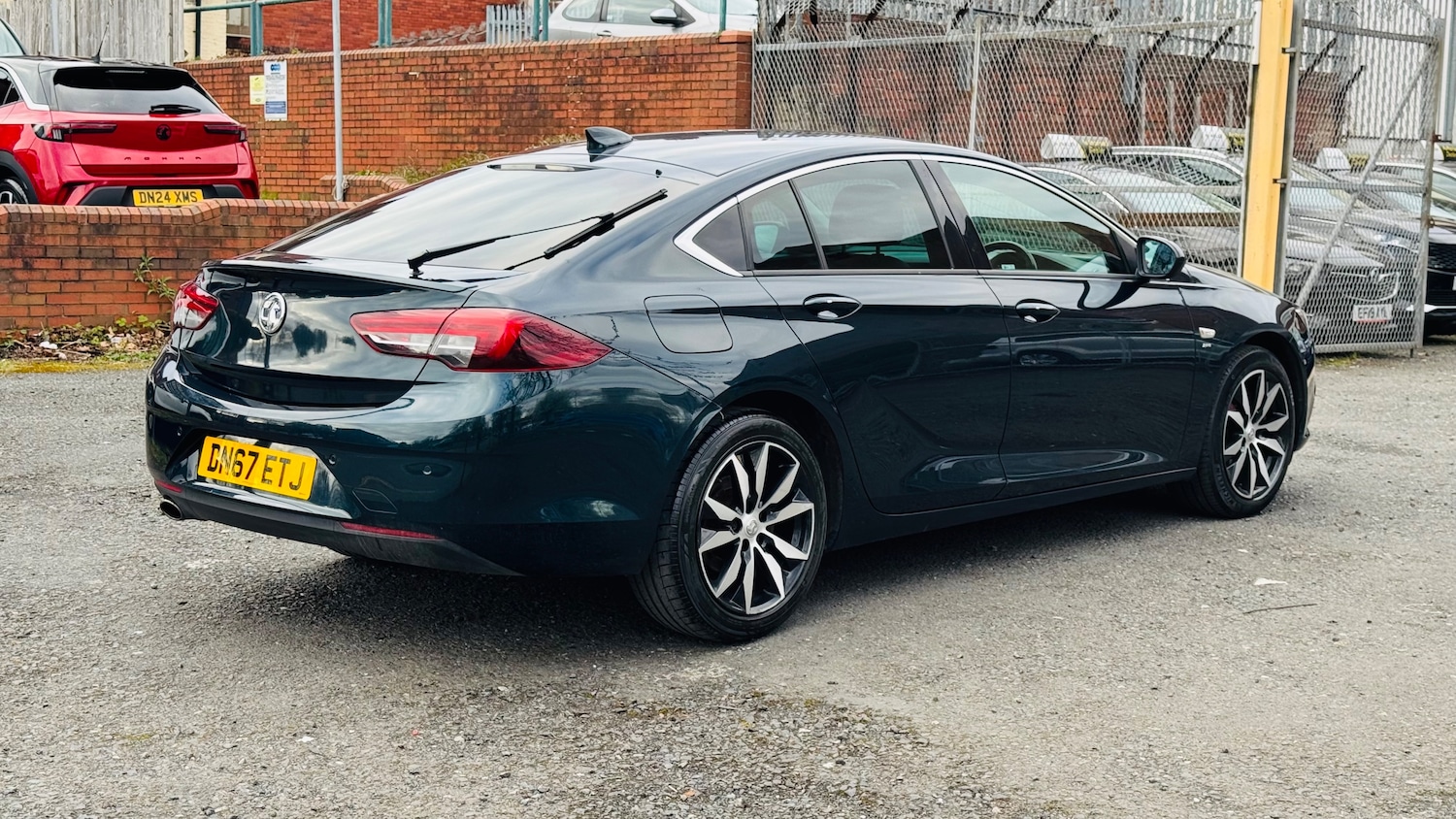 Used Vauxhall Insignia 2017 for sale - 78039467: Photo 8