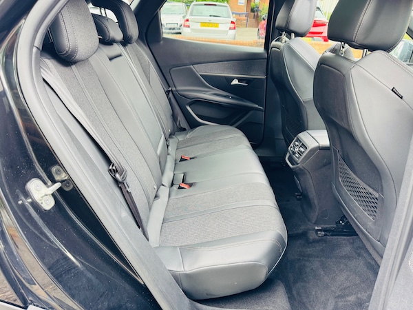 Used Peugeot 3008 2019 for sale - 74757261: Photo 18