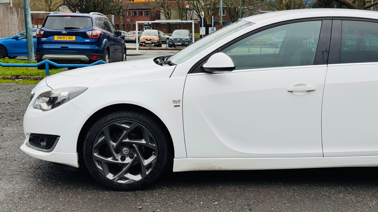 Used Vauxhall Insignia 2017 for sale - 77307760: Photo 10