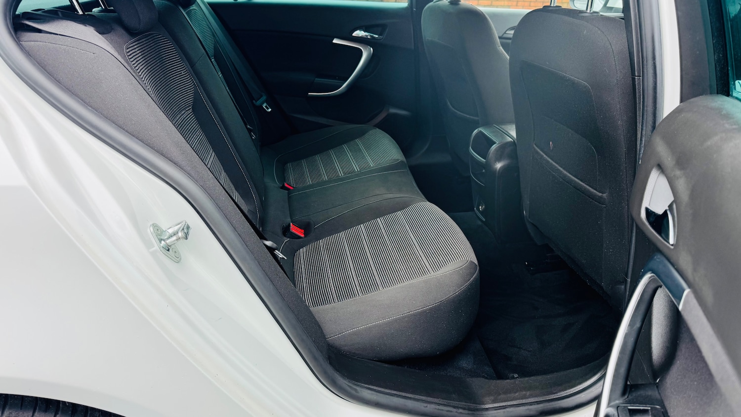 Used Vauxhall Insignia 2017 for sale - 77307760: Photo 13