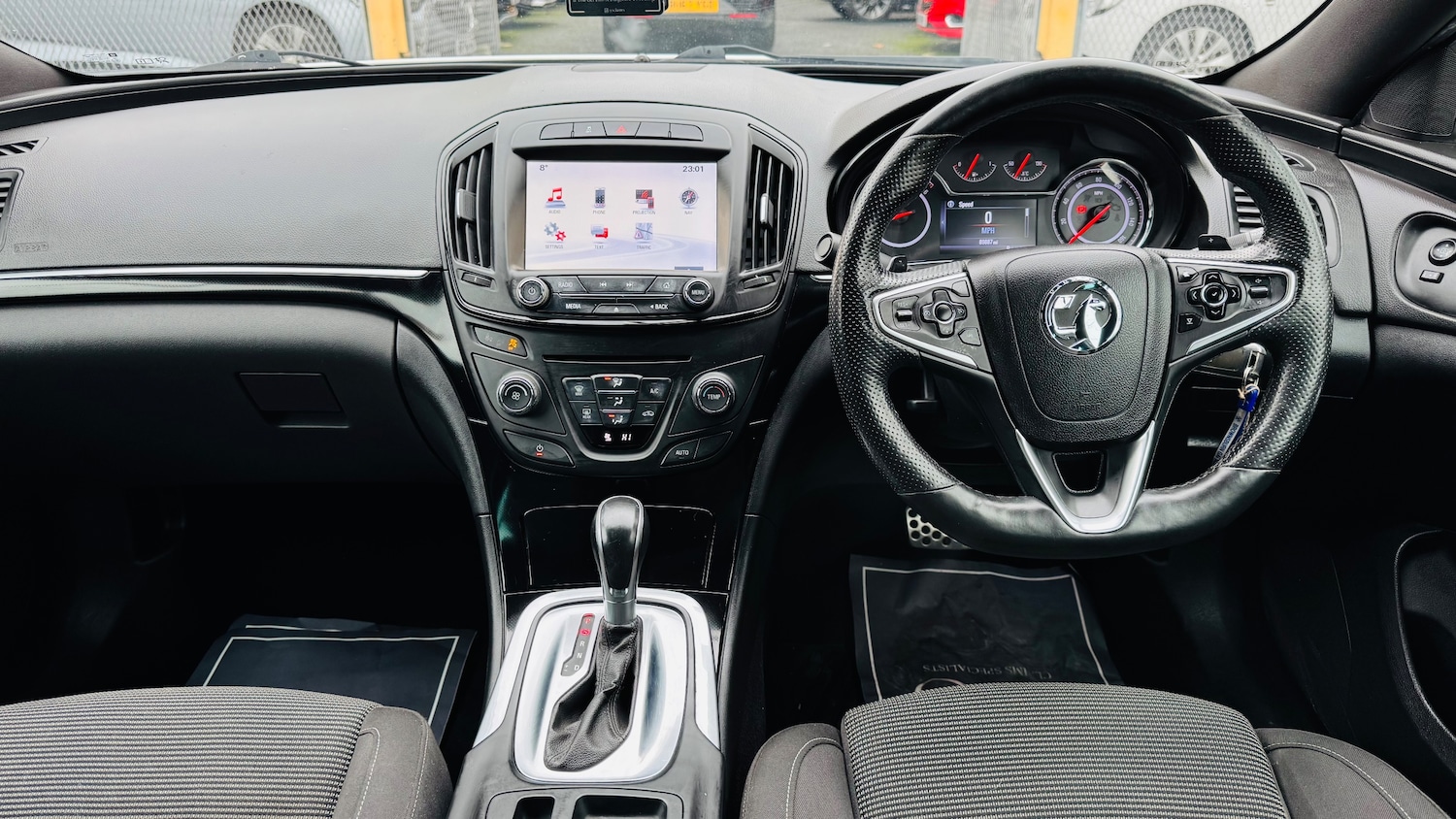 Used Vauxhall Insignia 2017 for sale - 77307760: Photo 20