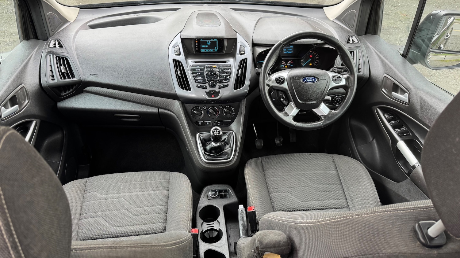 Used Ford Grand Tourneo Connect 2016 for sale - 77654090: Photo 24