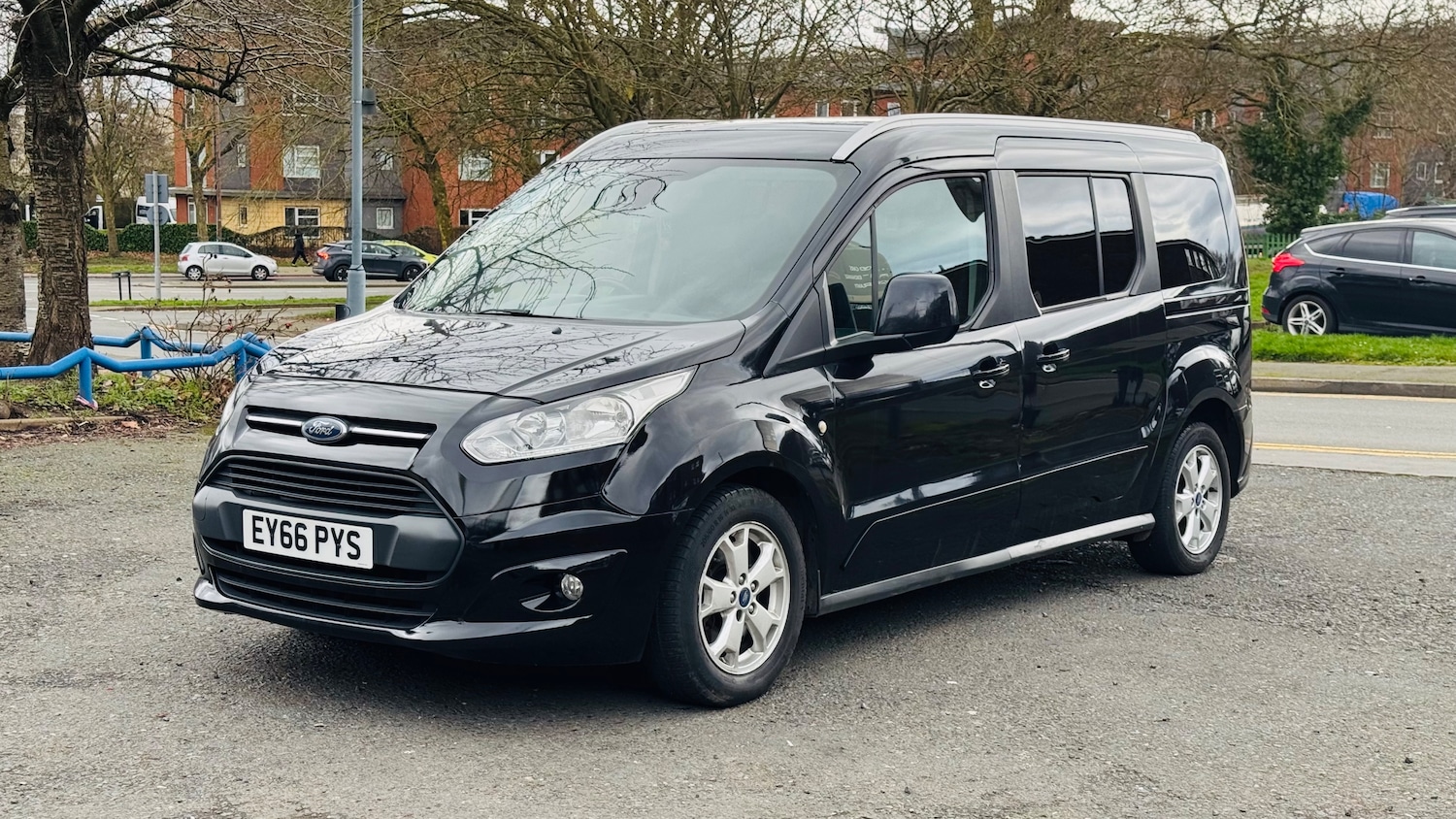 Used Ford Grand Tourneo Connect 2016 for sale - 77654090: Photo 3