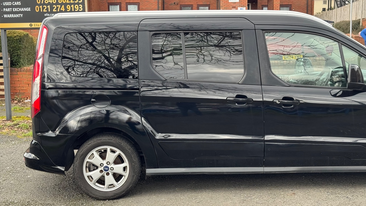 Used Ford Grand Tourneo Connect 2016 for sale - 77654090: Photo 8