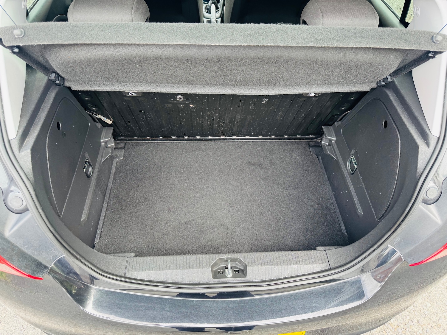 Used Vauxhall Corsa 2016 for sale - 76919095: Photo 29