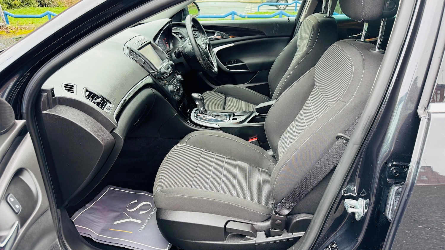 Used Vauxhall Insignia 2016 for sale - 77631333: Photo 24