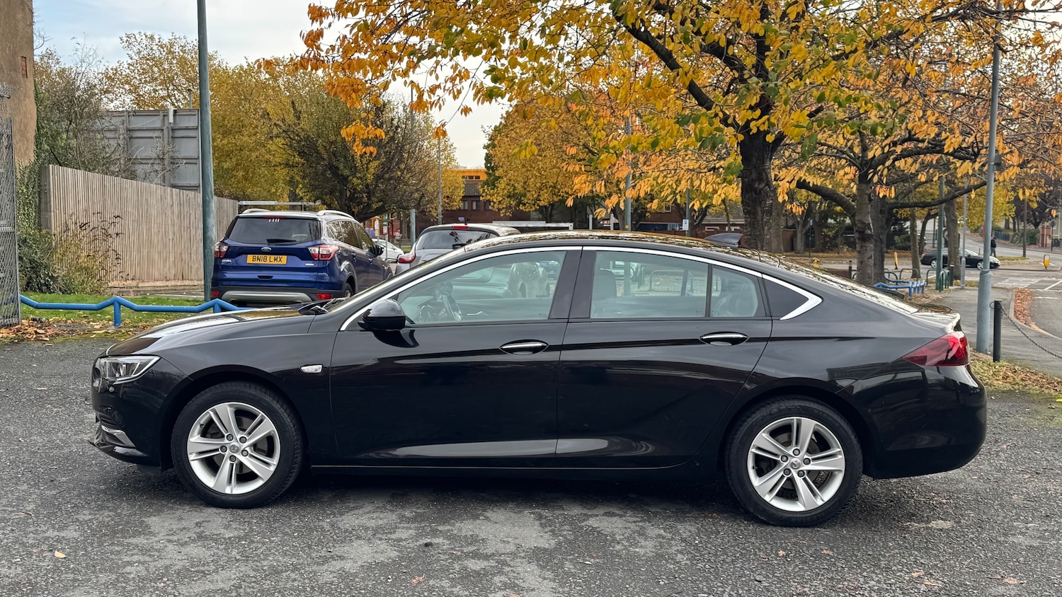 Used Vauxhall Insignia 2017 for sale - 76395570: Photo 5