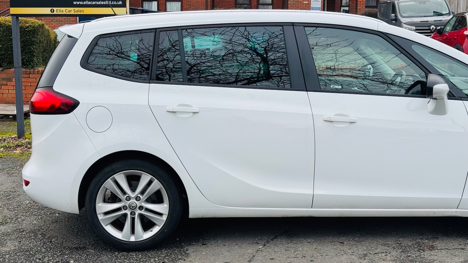 Used Vauxhall Zafira 2017 for sale - 77560744: Photo 10