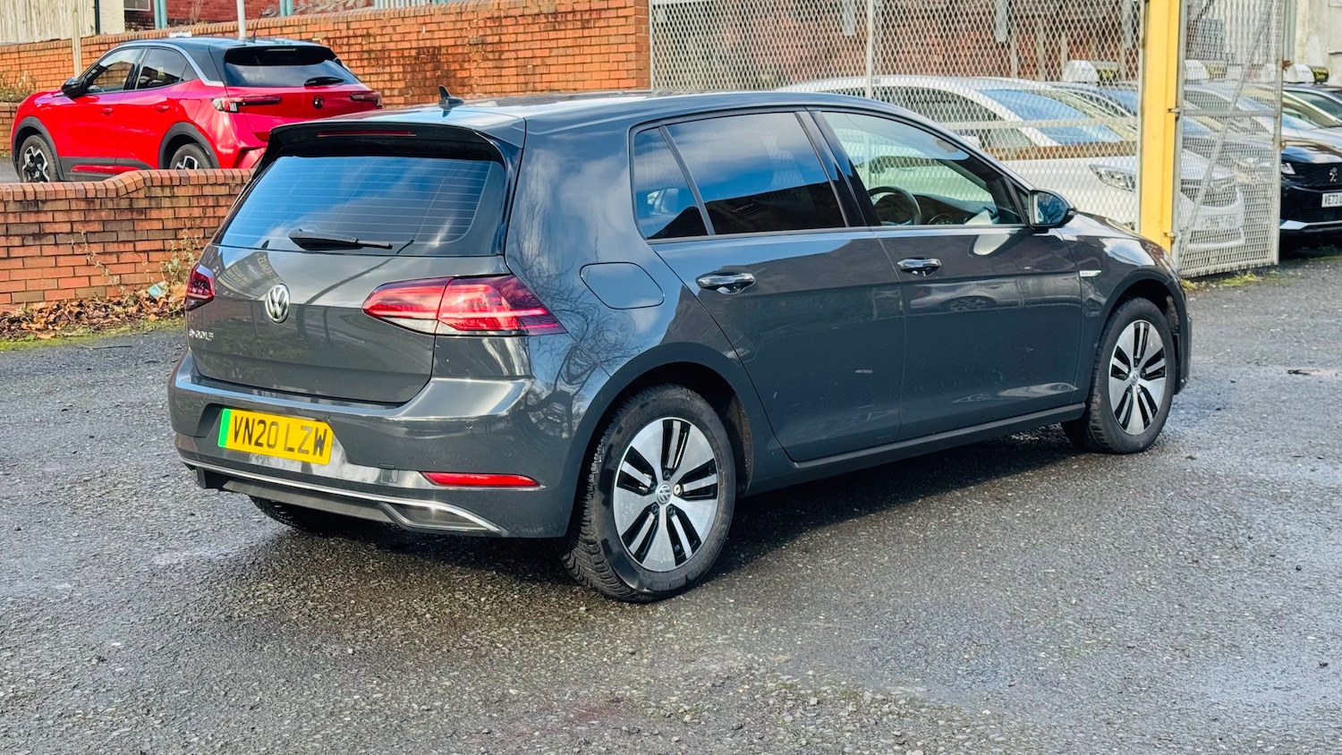 Used Volkswagen Golf 2020 for sale - 77576569: Photo 9