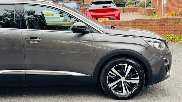 Used Peugeot 3008 2020 for sale - 76242172: Photo 12