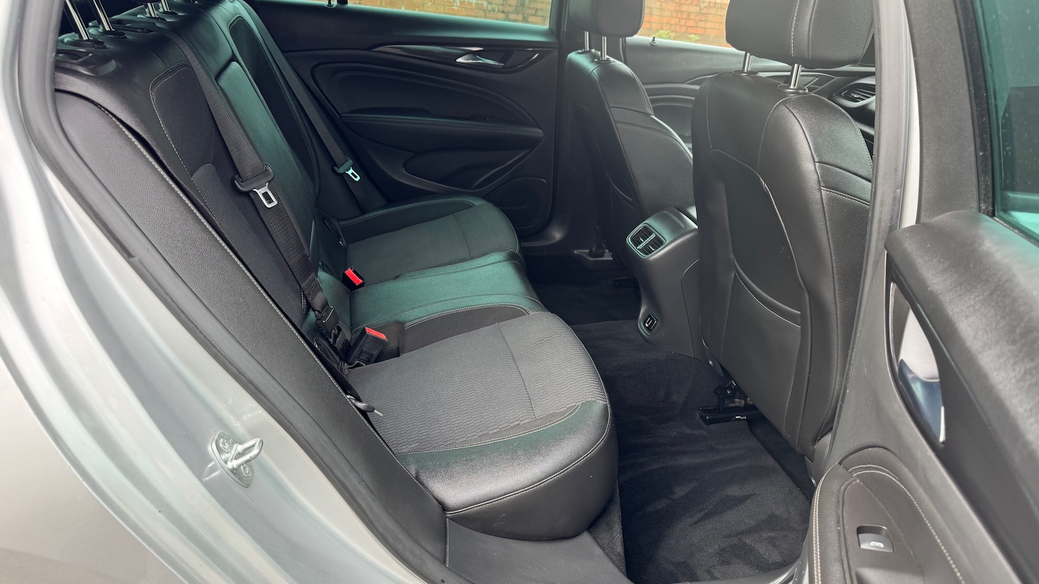 Used Vauxhall Insignia 2018 for sale - 77989822: Photo 24