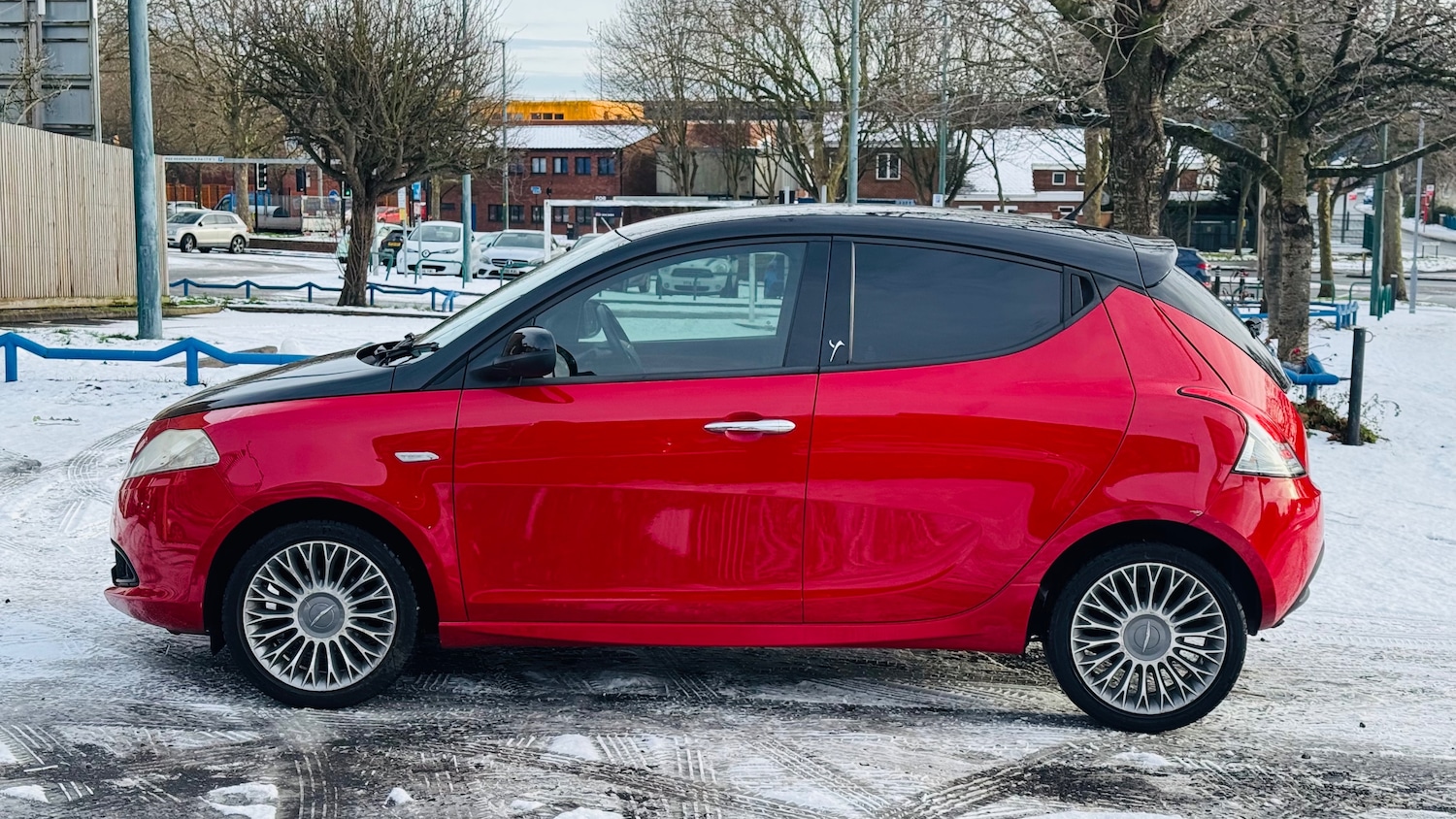 Used Chrysler Ypsilon 2012 for sale - 77122681: Photo 6