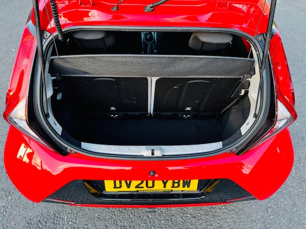 Used Toyota AYGO 2020 for sale - 76204683: Photo 31