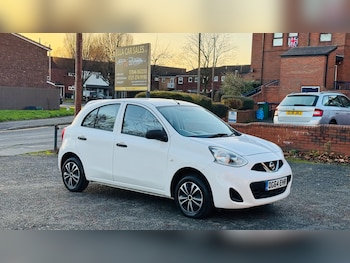 (64) - 1.2 Visia Hatchback 5dr Petrol Manual Euro 5 (80 ps)