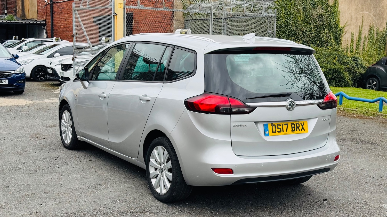 Used Vauxhall Zafira 2017 for sale - 78078582: Photo 9