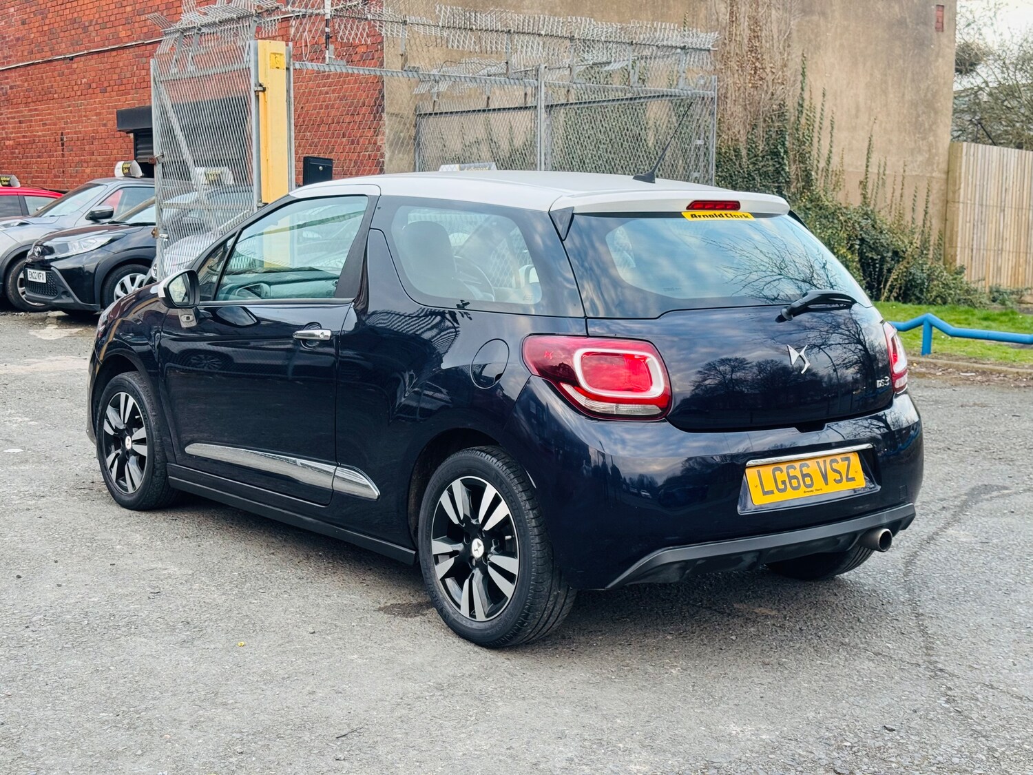 Vehicle 5