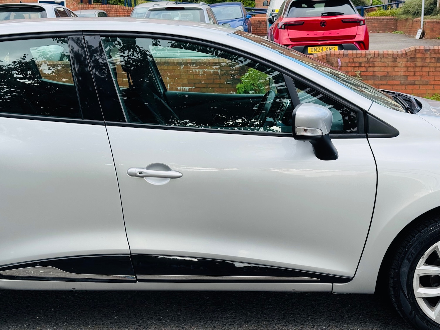 Used Renault Clio 2016 for sale - 76204687: Photo 10