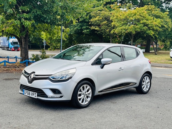 Used Renault Clio 2016 for sale - 76204687: Photo 3