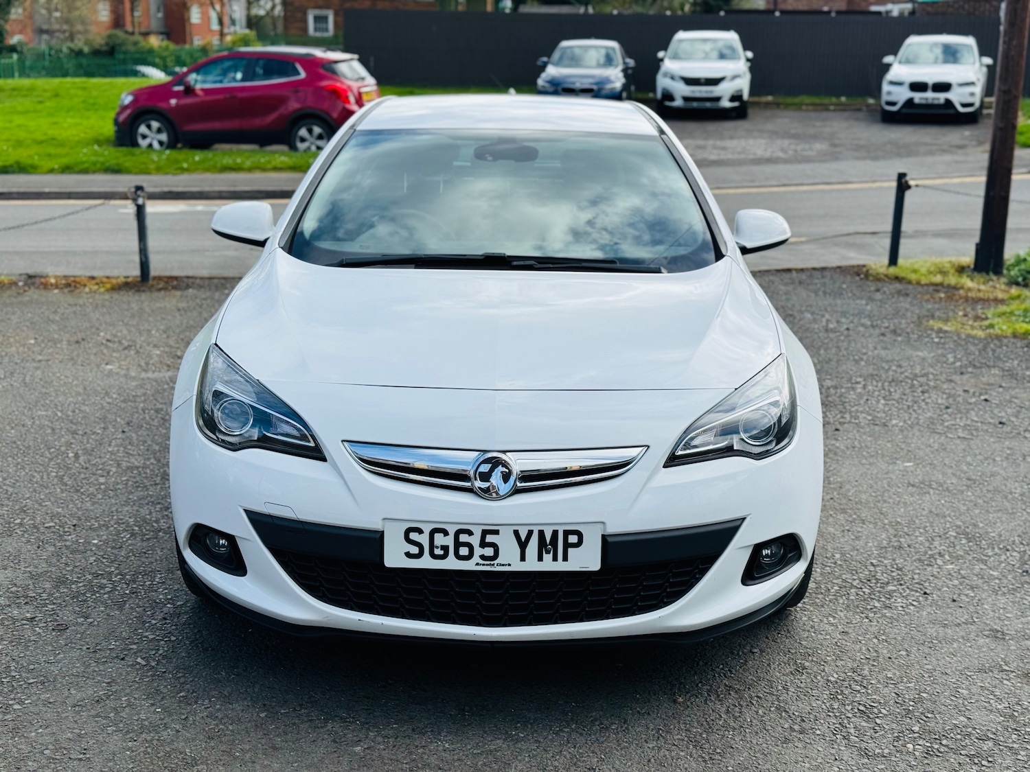 Used Vauxhall Astra 2015 for sale - 76919102: Photo 2