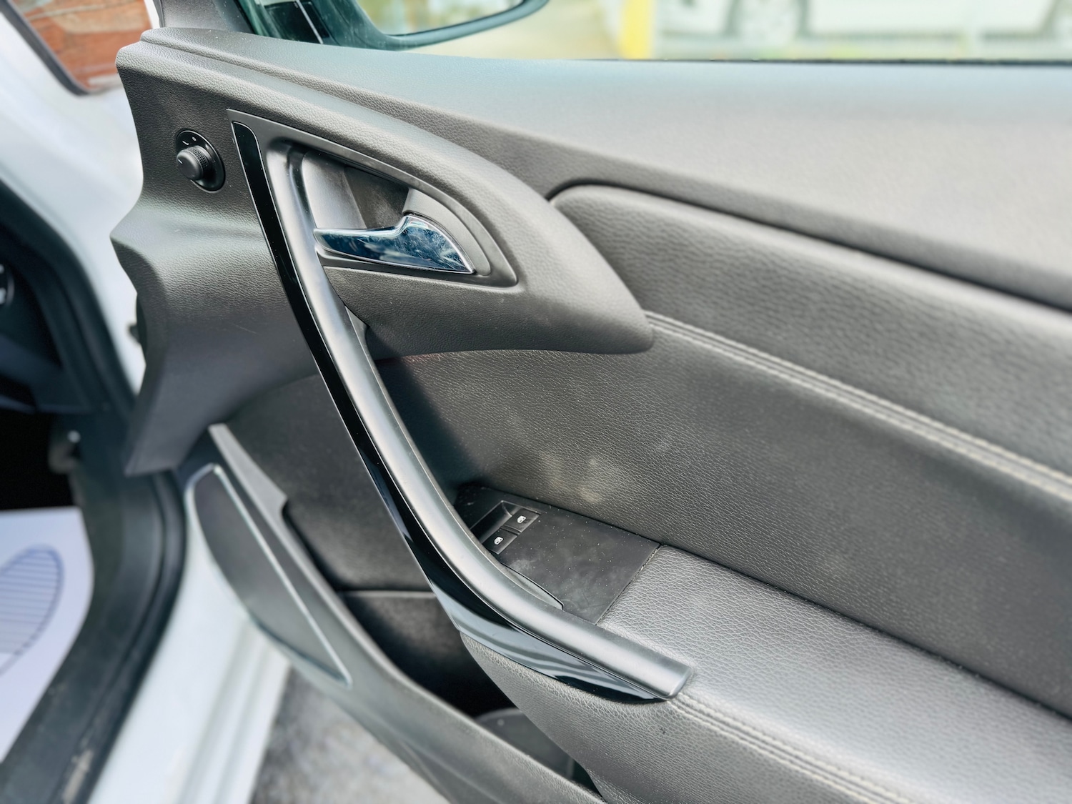 Used Vauxhall Astra 2015 for sale - 76919102: Photo 21