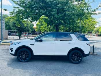 Used Land Rover Discovery Sport 2016 for sale - 75088745: Photo