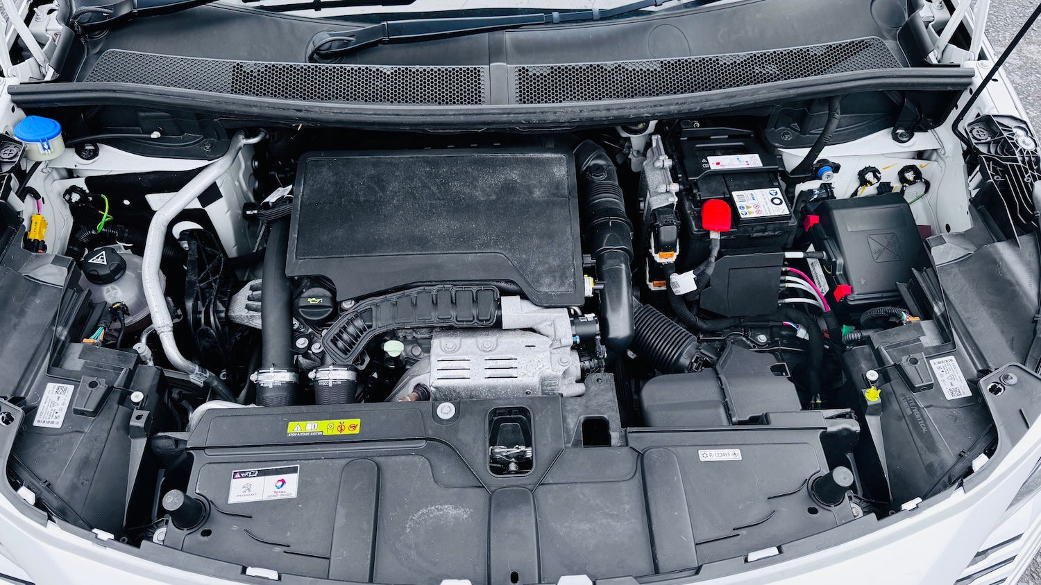 Used Peugeot 3008 2022 for sale - 77043108: Photo 37