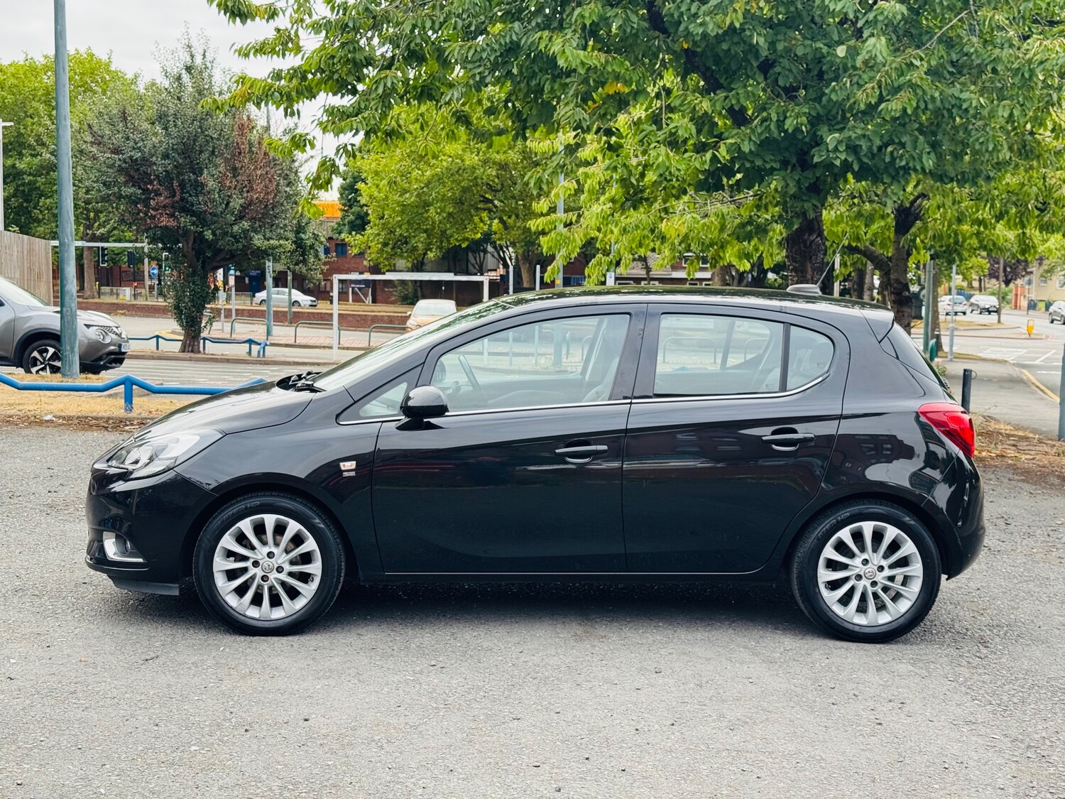 Used Vauxhall Corsa 2017 for sale - 76204688: Photo 4