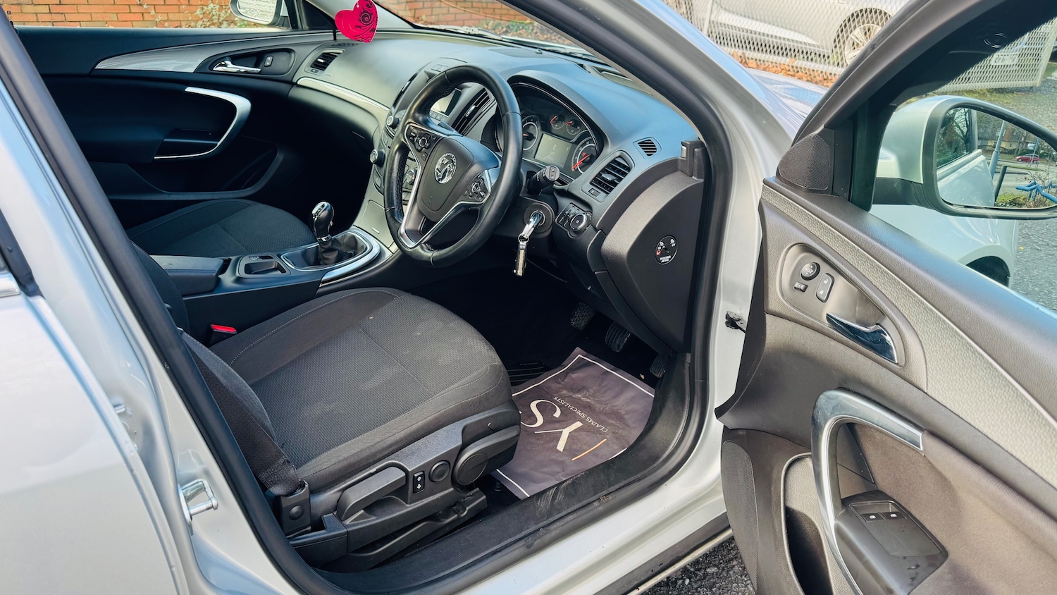 Used Vauxhall Insignia 2016 for sale - 77249355: Photo 15