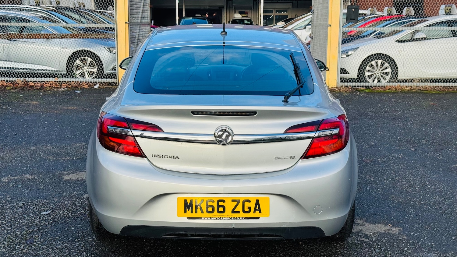 Used Vauxhall Insignia 2016 for sale - 77249355: Photo 4