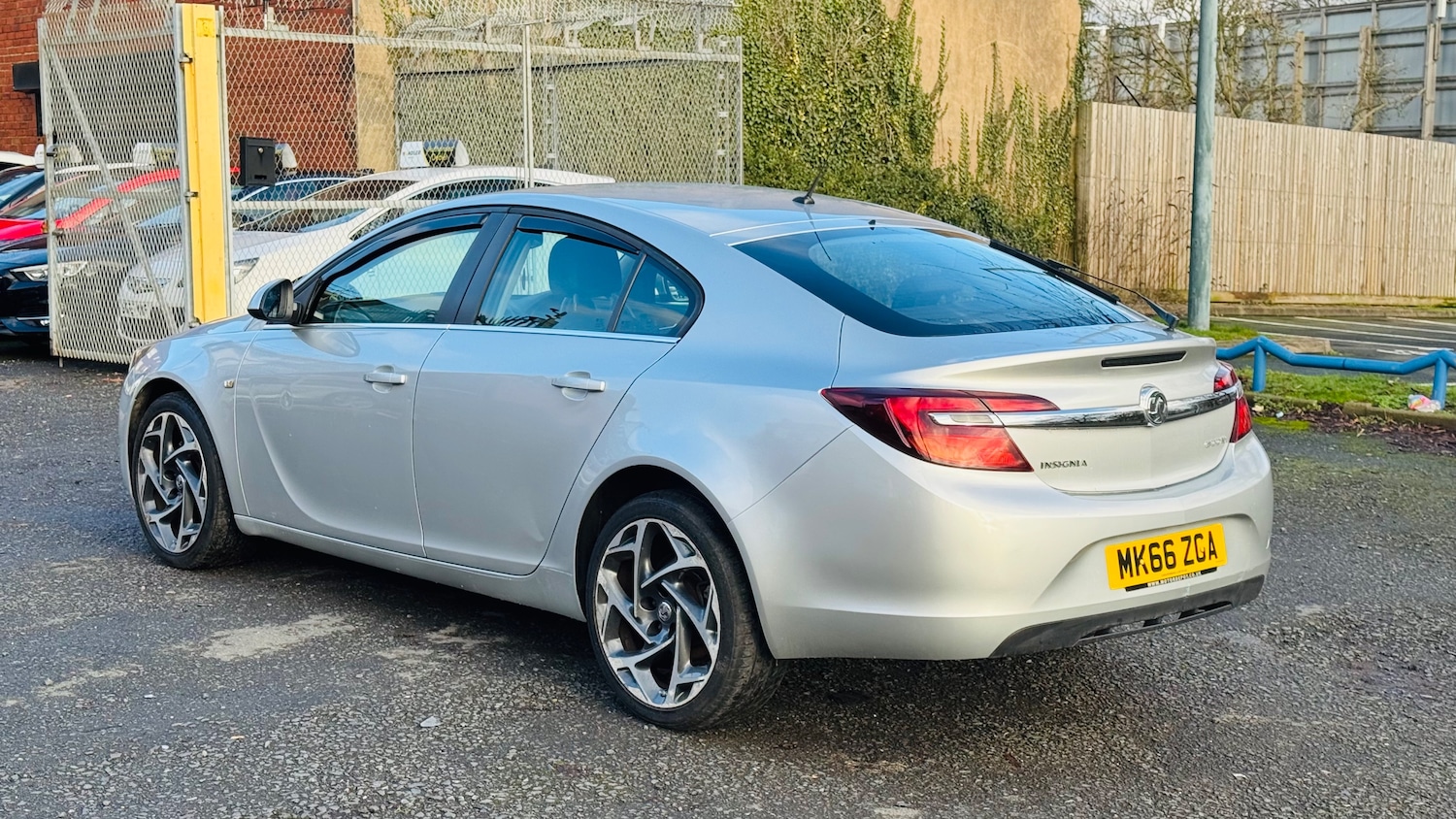 Used Vauxhall Insignia 2016 for sale - 77249355: Photo 5