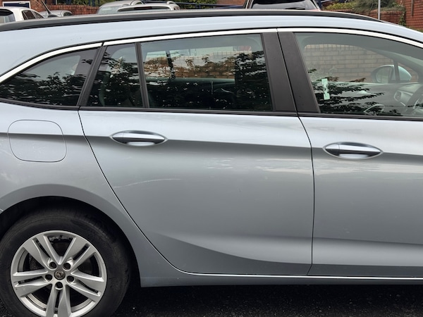 Used Vauxhall Astra 2017 for sale - 76204668: Photo 12